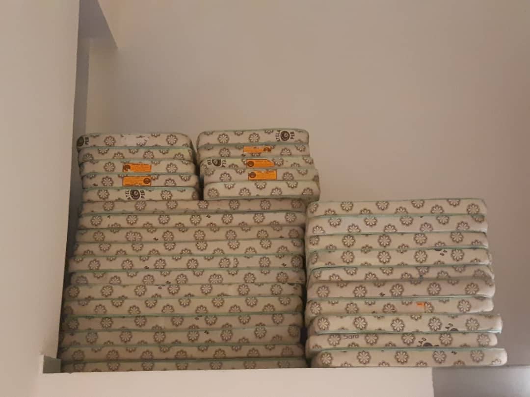 MATELAS A VENDRE